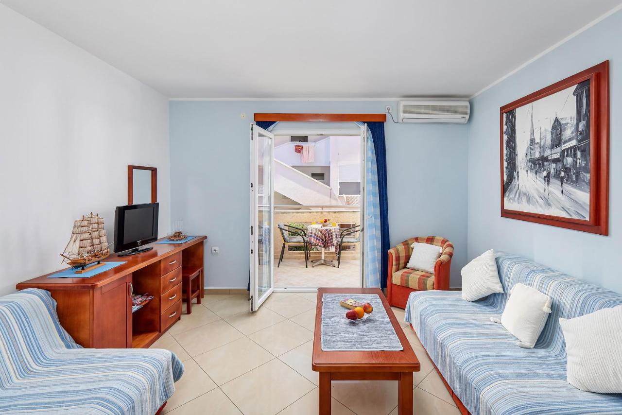 Rosic Apartments Tivat Exterior foto